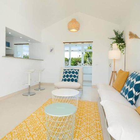 Luxurious Bungalow A2 In A Quiet Complex With Pool 100M From The Sea Charco del Palo Buitenkant foto