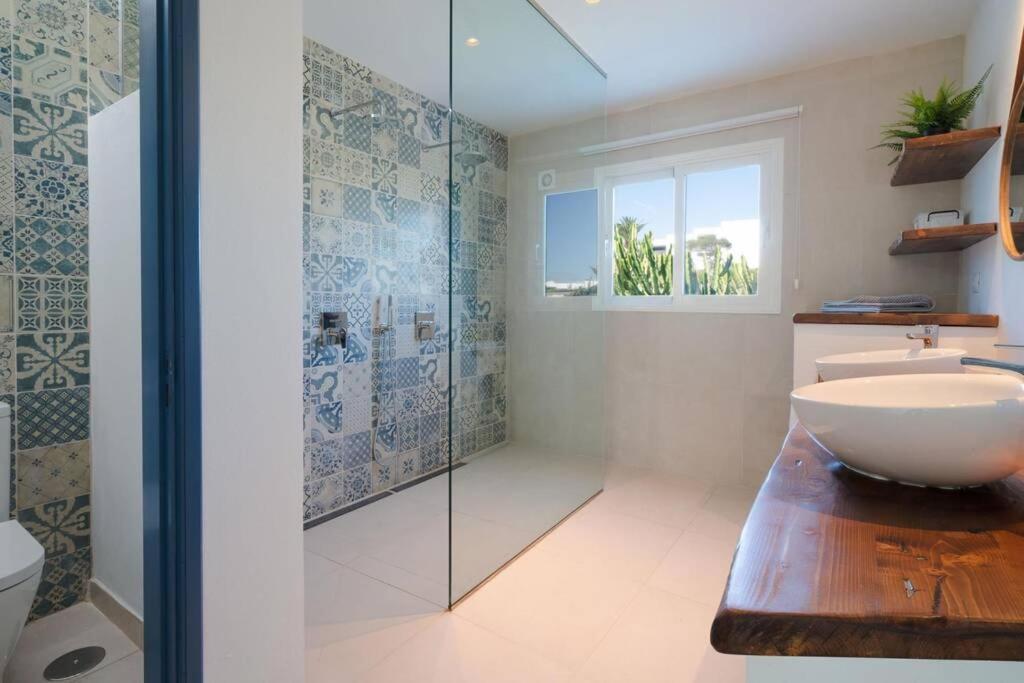 Luxurious Bungalow A2 In A Quiet Complex With Pool 100M From The Sea Charco del Palo Buitenkant foto